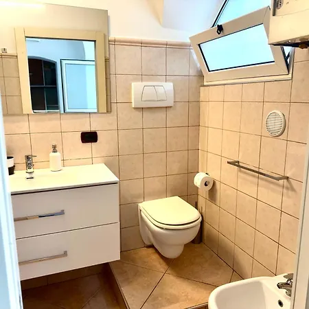 Admired Apartment *